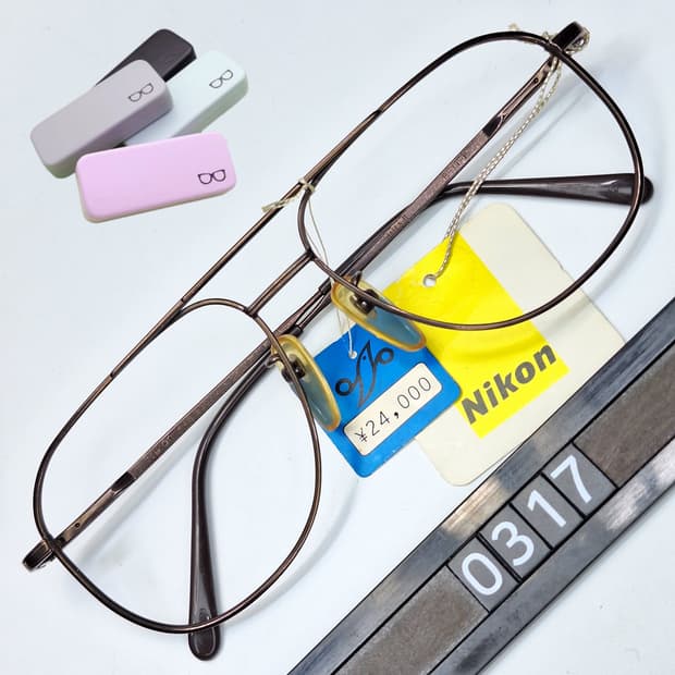 니콘 Nikon FB8327TS 안경테 투브릿지 순티타늄/일본 빈티지