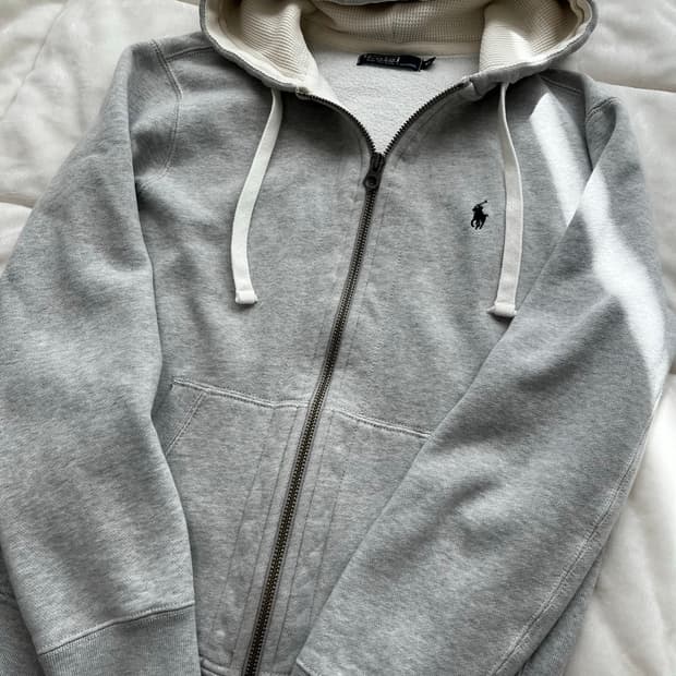 폴로 후드집업