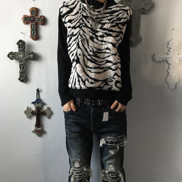 pattern fur layered high neck knit