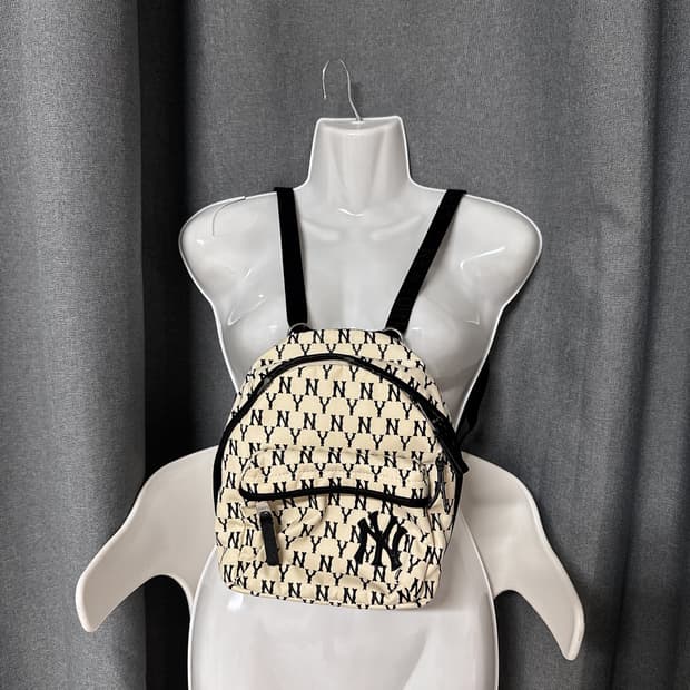 엠엘비 미니백팩