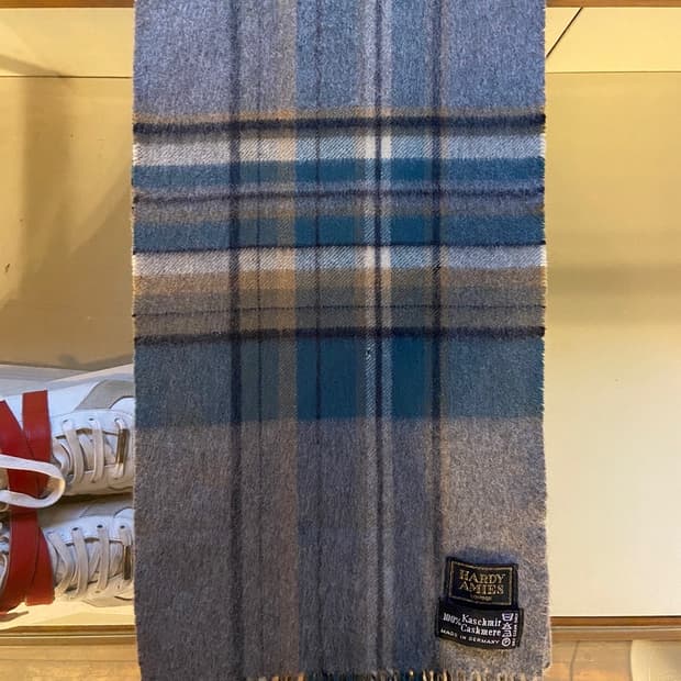 하디 아미스 캐시미어 머플러