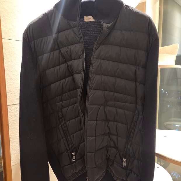 몽클레어 22fw 패디드 가디건