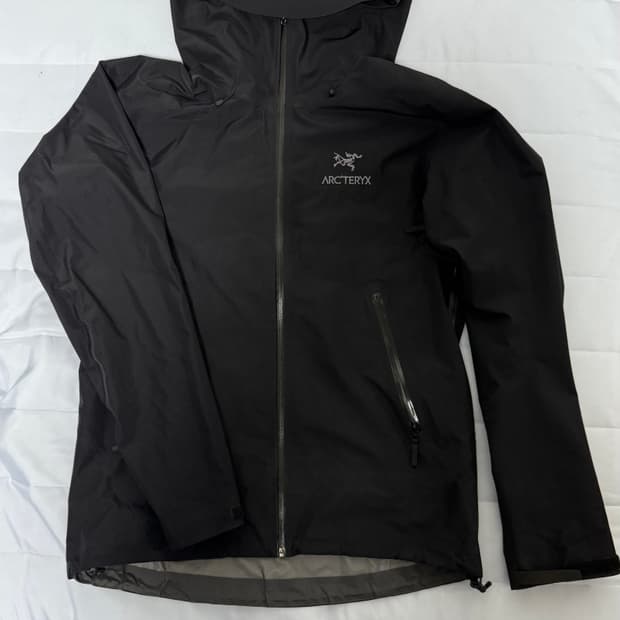 아크테릭스 베타LT 22 블랙M