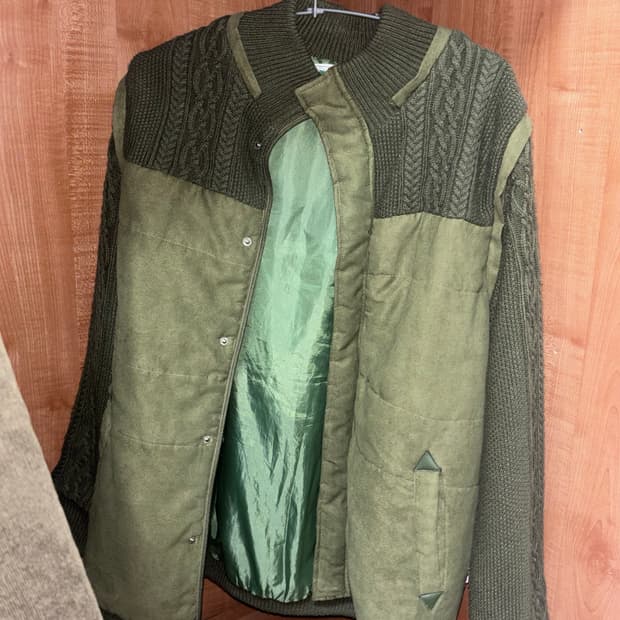 일본 빈티지 카키 니트 자켓