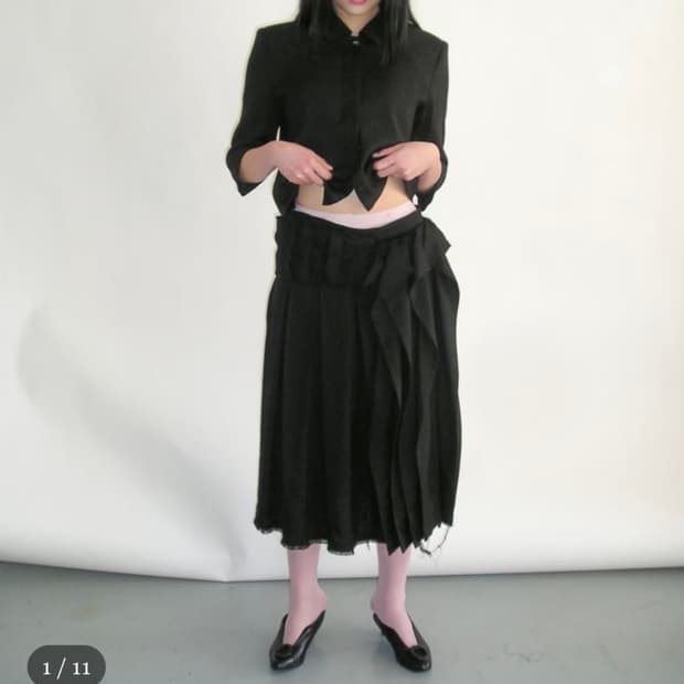 eonts 2025 offbeat pleats skirt black