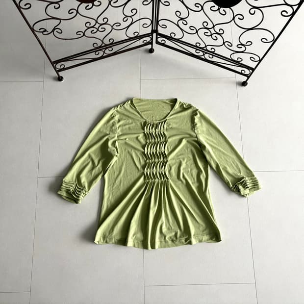 pintuck pleated top