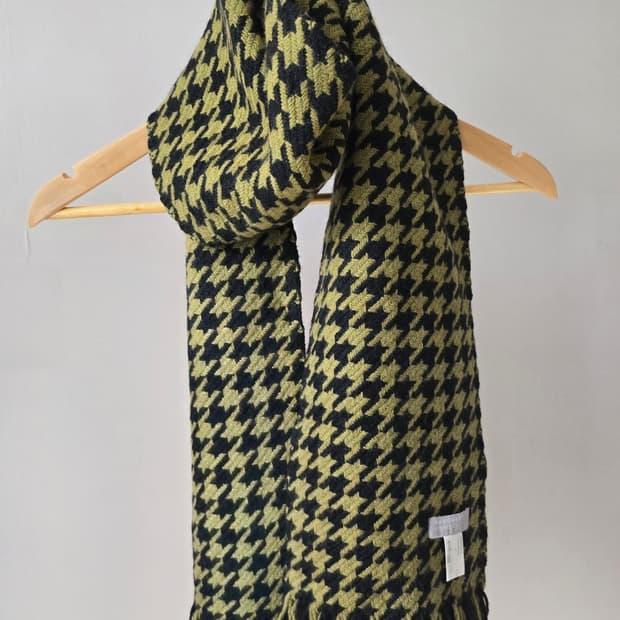 마가렛호웰 올리브그린 블랙  하운드투스 울 머플러
