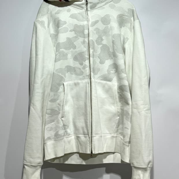 BAPE Shark Hoodie /  베이프 리플렉티브 샤크후드 화이트