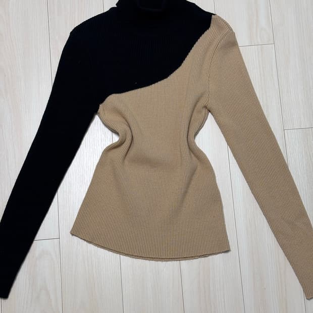 EGOIST 목폴라 니트