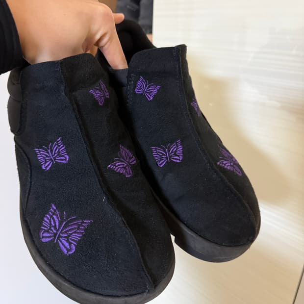 니들스x리복 비트닉 목 코어