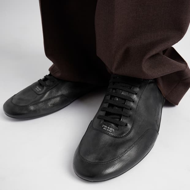 프라다 컬랩스 레더 블랙 9.5