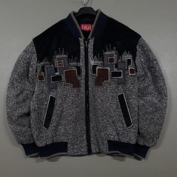 CALIFF 칼리프 스퀘어 아트워크 자수 패치 울 모직 집업 자켓 점퍼