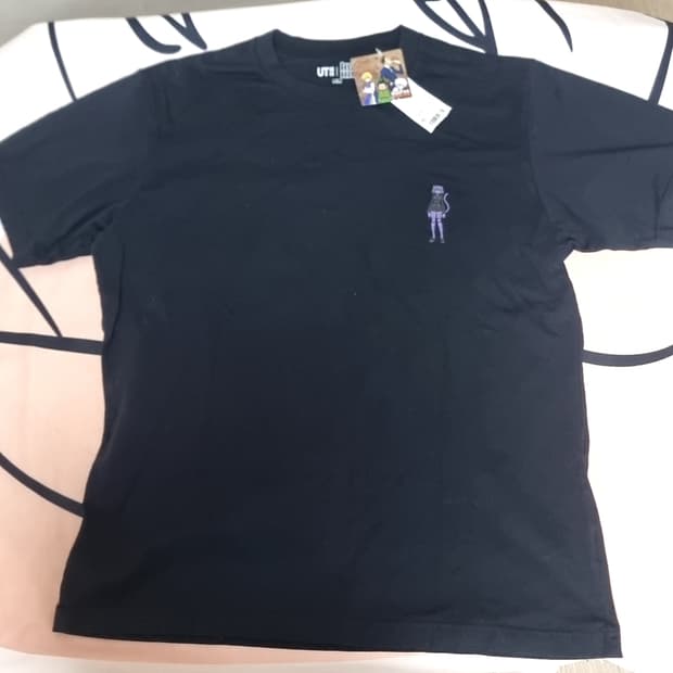 유니클로 ut 헌터헌터 반팔티 새거(105)