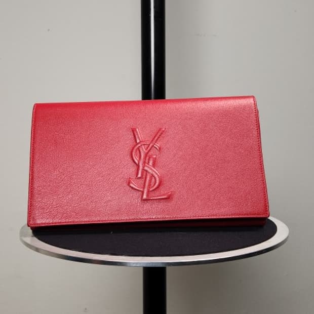 YSL 생로랑 클러치