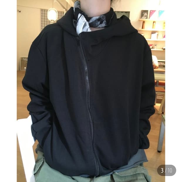 커브드 지퍼 후드집업 블랙