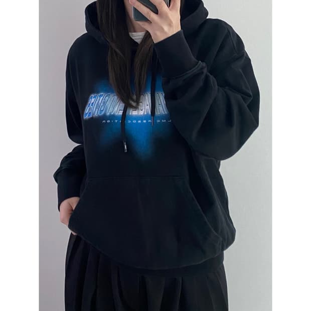 LMC 후드티