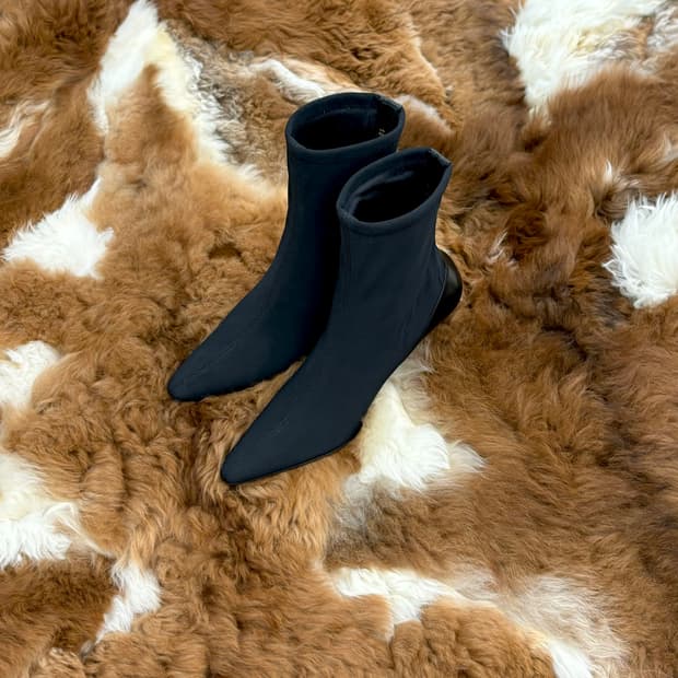 구찌 블랙 스판 앵클 부츠