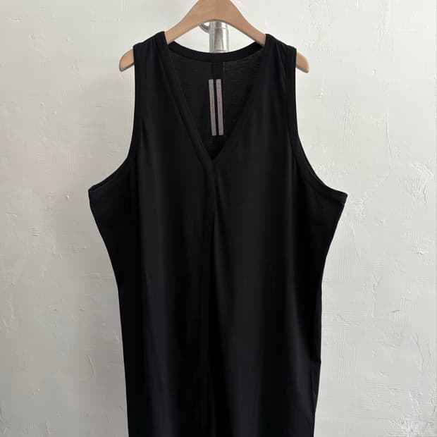 Rick Owens 릭 오웬스 블랙 브이넥 슬리브리스