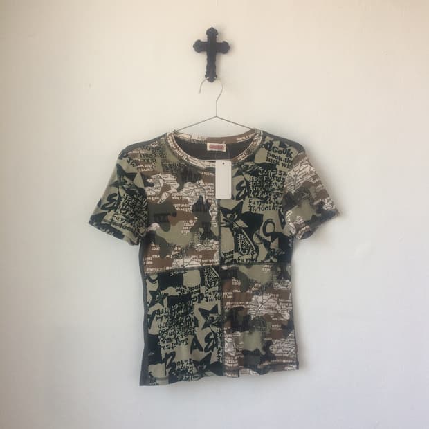 Stitch patch point t shirt