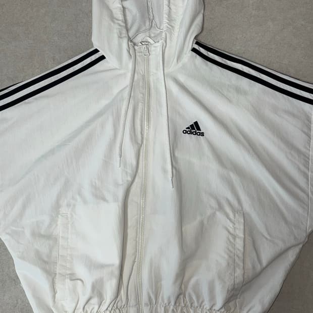 아디다스 에센셜 3S 우븐 윈드브레이커 화이트 