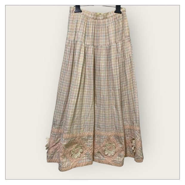 모리걸 하구미 퀼팅꽃장식 롱 스커트