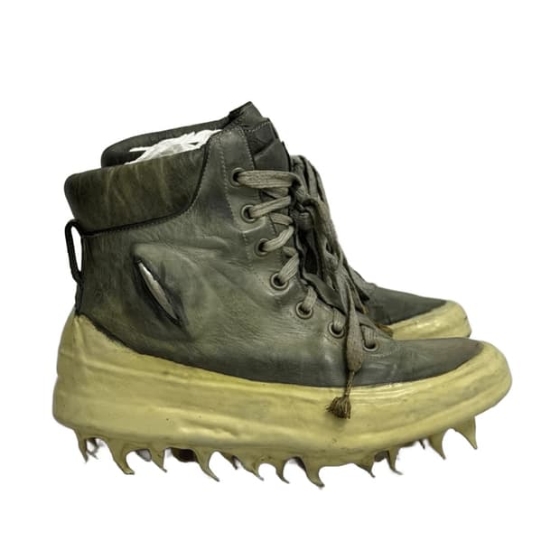 캐롤크리스찬포엘 슈즈 7사이즈