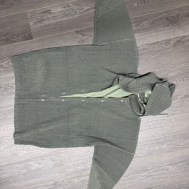 옴므플리세 헤더플리츠 후드 그린 3