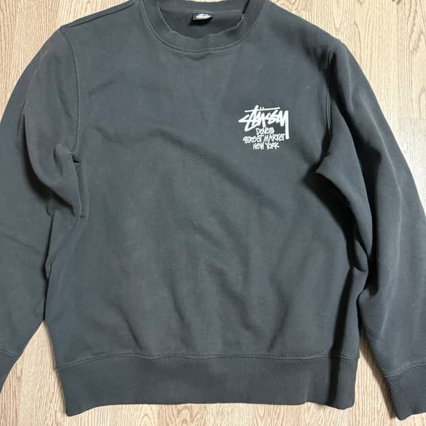 스투시 x 도버스트릿마켓 뉴옥 맨투맨 [M]