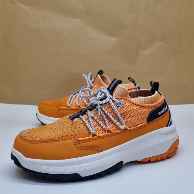 몽벨 여성트레킹화240