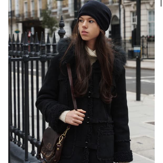 세틀포문 무스탕 블랙