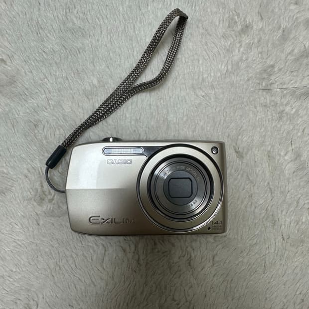 카시오 엑슬림 z2300 디카/디지털카메라