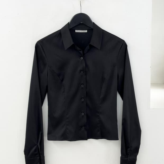 아르마니 블랙 셔츠