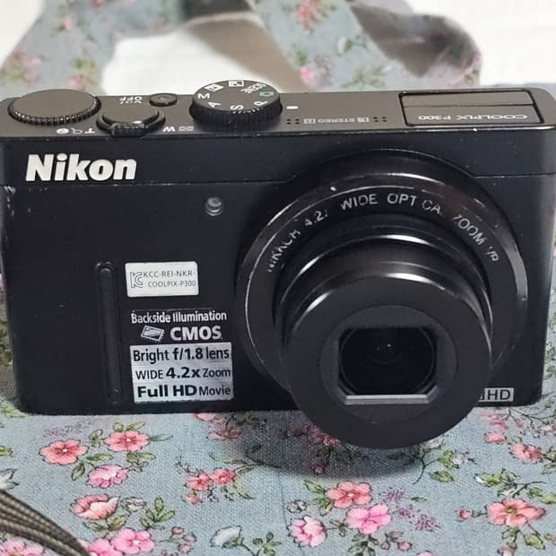 니콘 쿨픽스 P300 하이엔드 디지털카메라