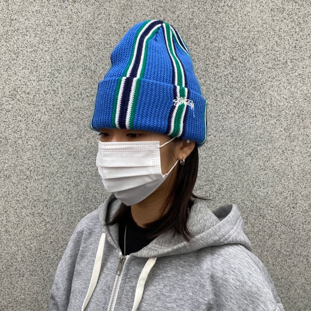 스투시(Stüssy) 버티컬 스트라이프 커프 비니 - 블루/그린