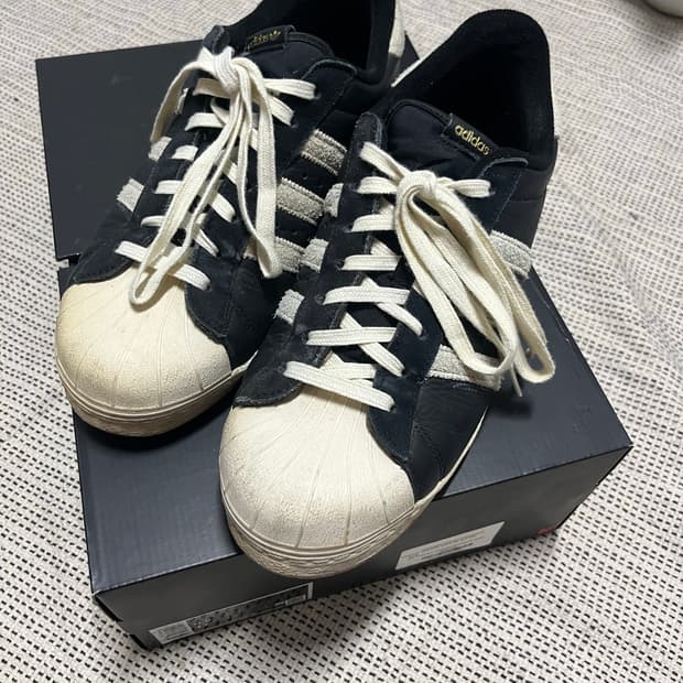 아디다스 슈퍼스타82