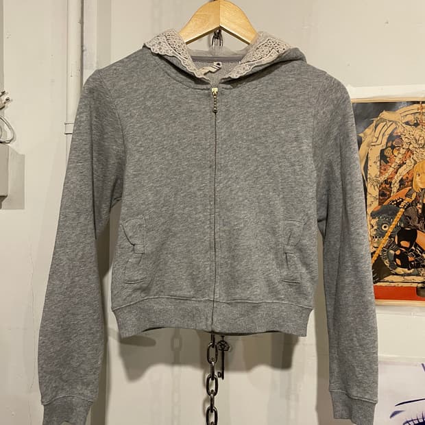 레이스 그레이 리본 포켓 크롭 후드집업 모리 러블리