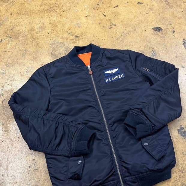 폴로 블랙 오렌지 양면 숏패딩 