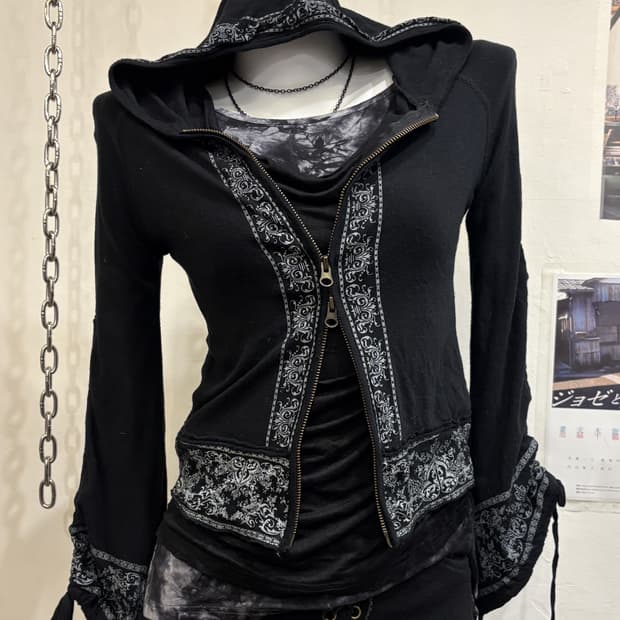 edge line 에스닉 패턴 셔링 플레어 소매 투웨이 블랙 후드집업