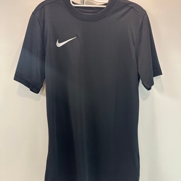 나이키 드라이핏 반팔티 s