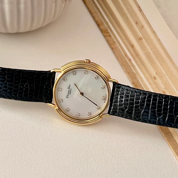 DIOR 12p 스톤 골드 베젤 CD 버클 디올 시계 