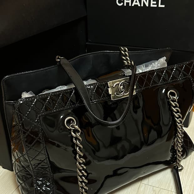 샤넬 보이 체인 빅사이즈 숄더백 os 국내판