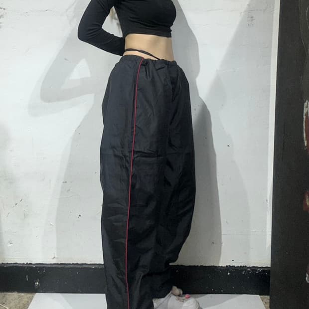 갭 와이드 블랙 버건디 사이드 라인 트랙 팬츠 L