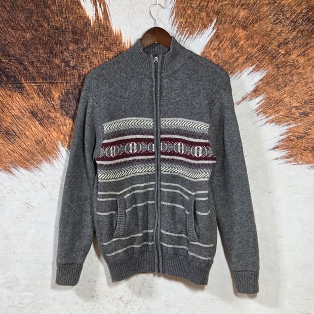 빈티지 챠콜 노르딕패턴 패디드 니트집업