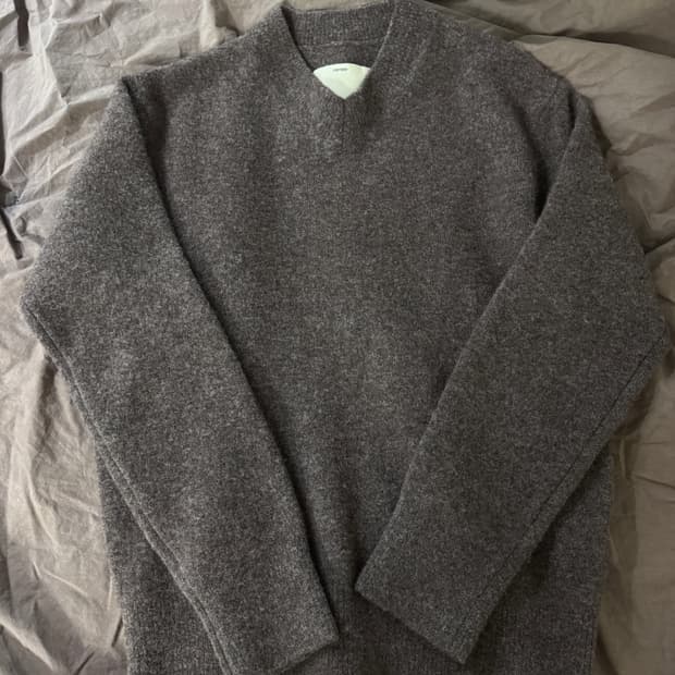 포터리 메리노울 브이넥 다크브라운 1사이즈