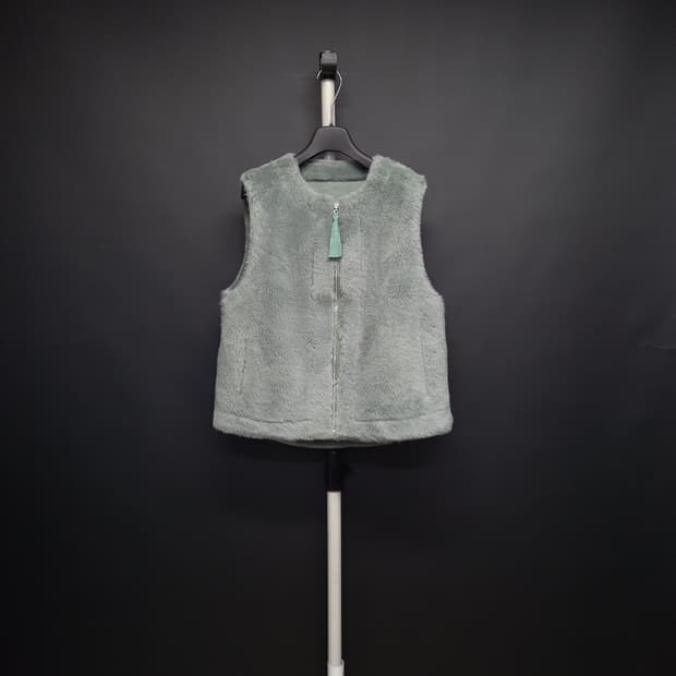 라씨엔토 추동 양모 집업베스트 66