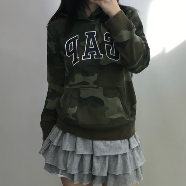 갭 카모 후드티