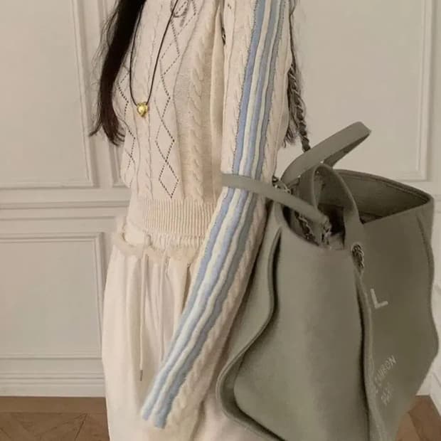 poster 포스터 트리플 니트