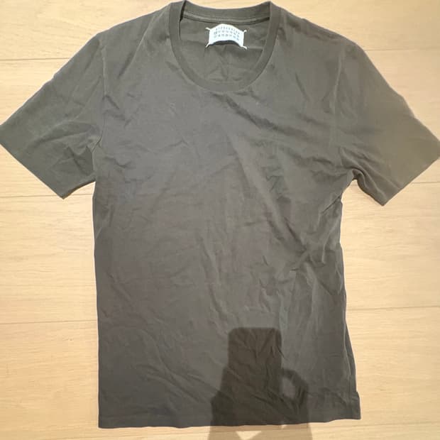 마르지엘라 티셔츠