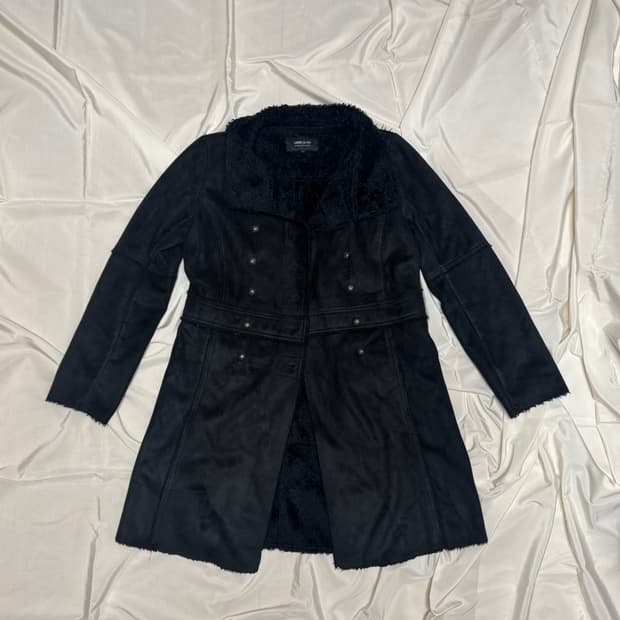 “Comme Ca lsm” black fur coat