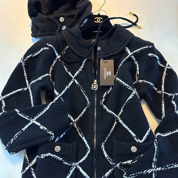 (새상품)샤넬후드집업